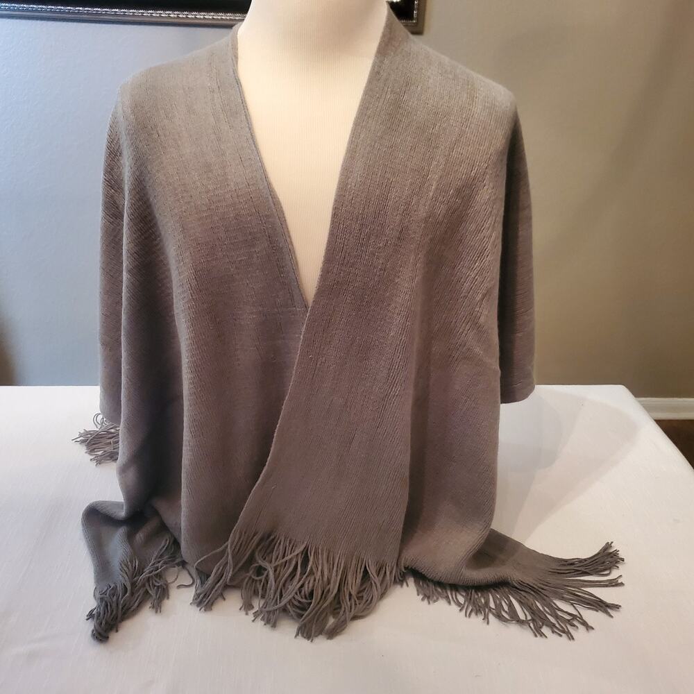 Women Gray Knit Open Front Wrap Sweater Cardigan Fringe Hem Poncho Shawl Cape